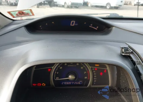 2010 Honda Civic Lx z USA, uszkodzony, nr VIN 2HGFA1F53AH556673